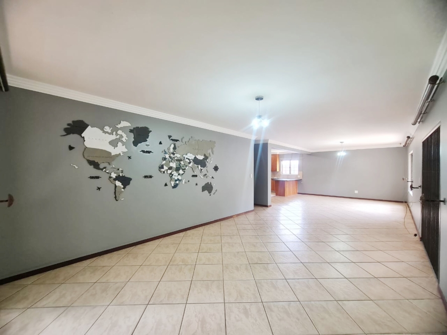 To Let 3 Bedroom Property for Rent in Melodie North West